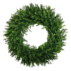 Boxwood Artificial Christmas Wreath, 16-Inch, Unlit