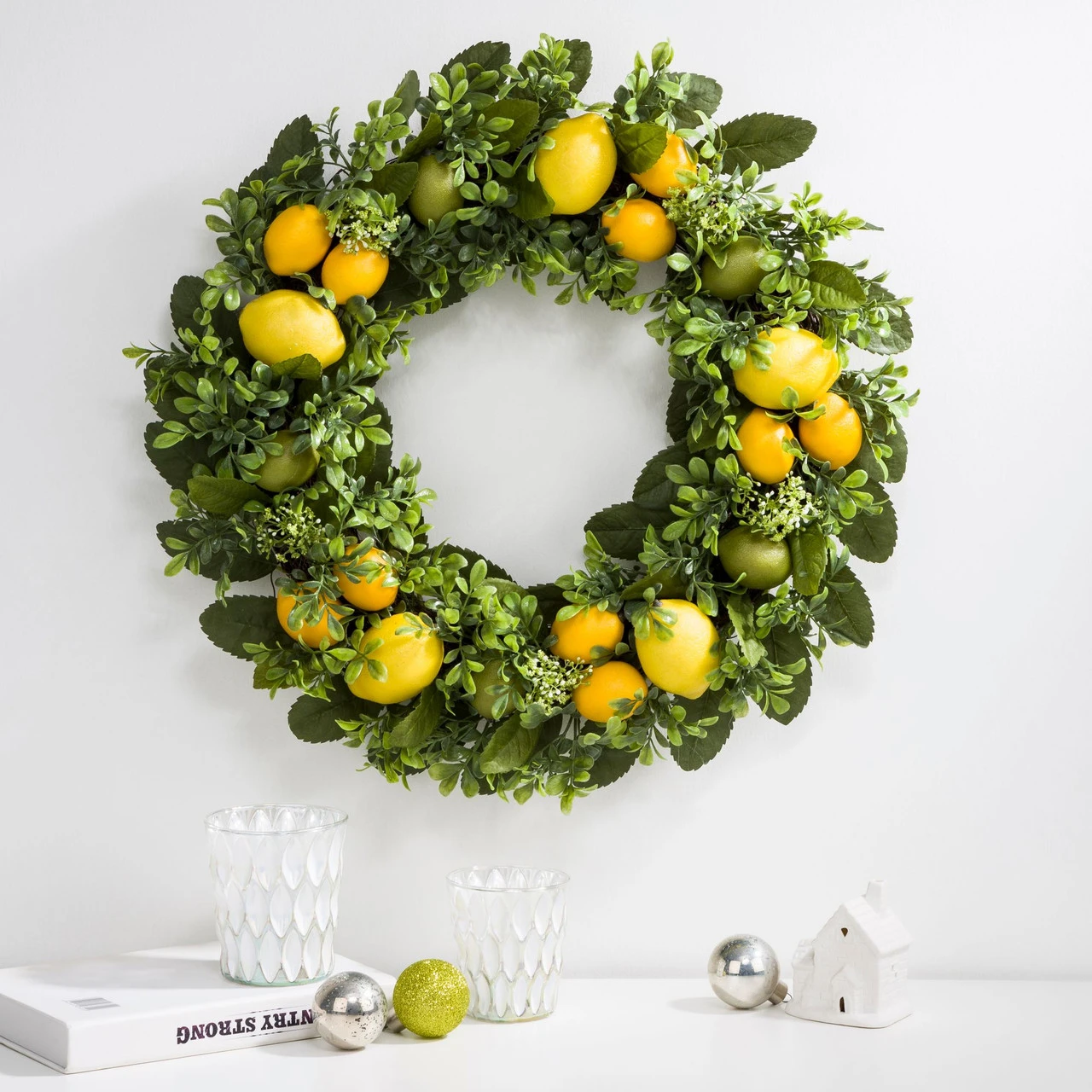 Greenery Lemon Artificial Christmas Wreath - 22-Inch, Unlit 8 Greenery Lemon Artificial Christmas Wreath - 22-Inch, Unlit - Image 6