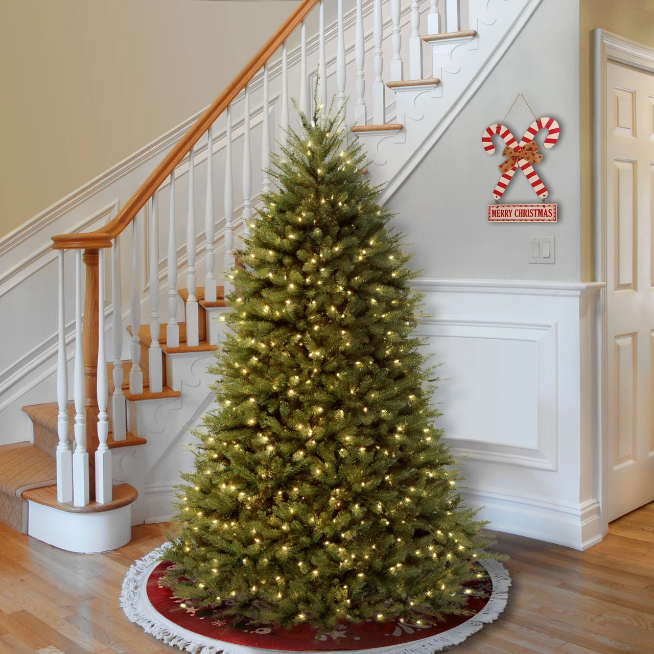 6’ Pre-Lit Dunhill Artificial Christmas Tree - Clear Lights 4 6’ Pre-Lit Dunhill Artificial Christmas Tree - Clear Lights - Image 2