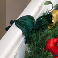 Set Of 3 Green Christmas Banister Protecting Garland Ties -Beauty Wreaths Shop dvlc v 11099 grn rs 005 25334.1667556995