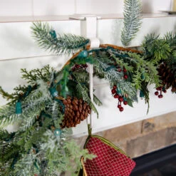 Set Of 3 Cotton White Christmas Mantle Garland And Stocking Hanger 15 Set Of 3 Cotton White Christmas Mantle Garland And Stocking Hanger -Beauty Wreaths Shop dvlc v 20530 wht rs3 006 12486.1667556999