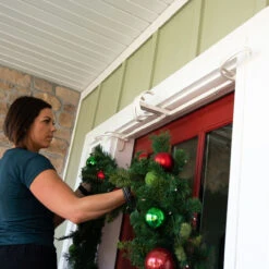 9" X 26" Cotton White Single Door Garland Christmas Hanger -Beauty Wreaths Shop dvlc v 20720 wht 005 99813.1667557009