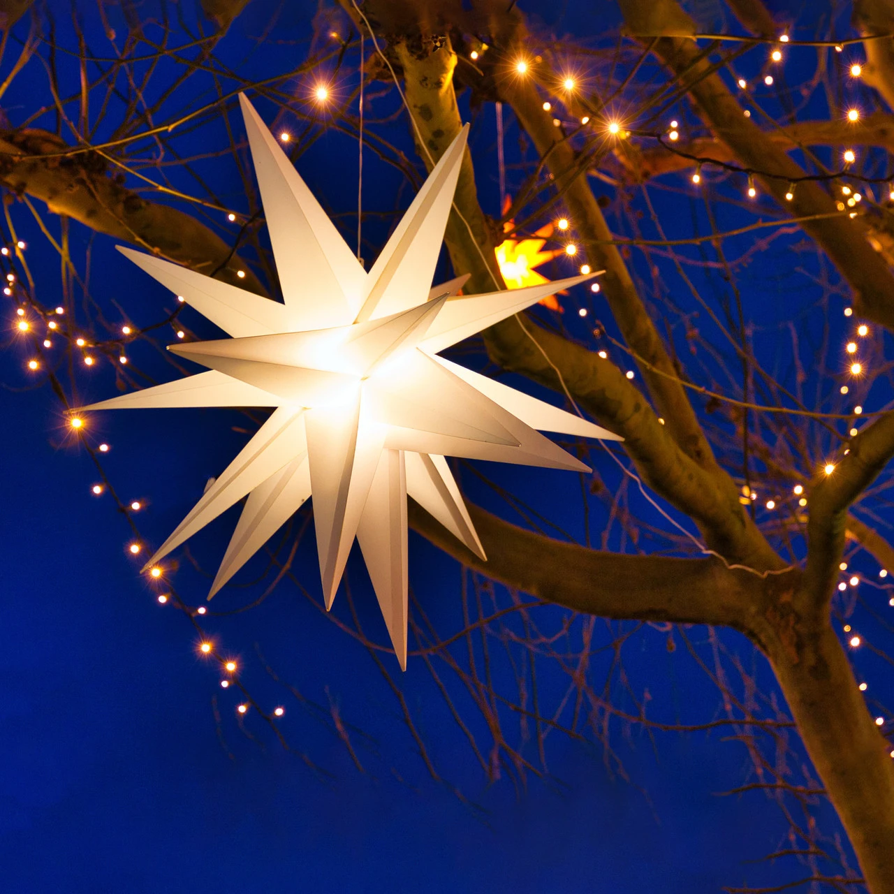 12" White LED Lighted Moravian Star Christmas Decoration 4 12" White LED Lighted Moravian Star Christmas Decoration - Image 2