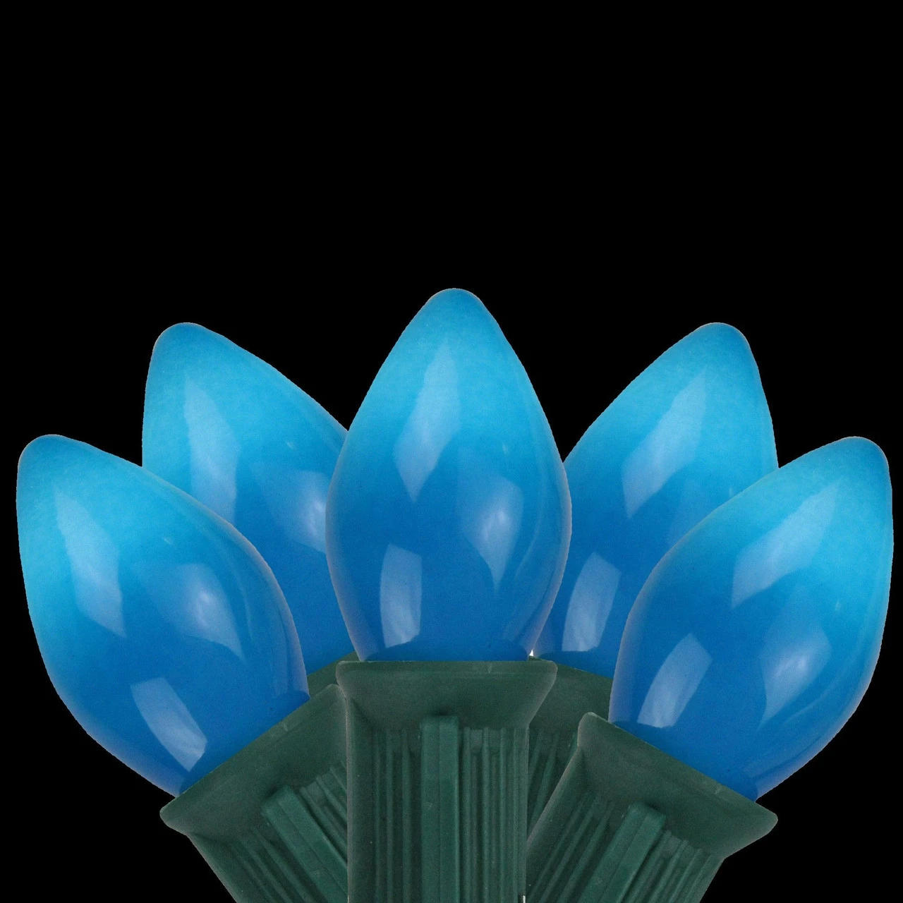 25-Count Blue C7 Opaque Christmas Light Set, 24ft Green Wire 5 25-Count Blue C7 Opaque Christmas Light Set, 24ft Green Wire - Image 3