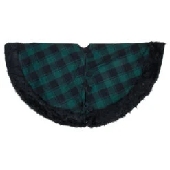 48" Green And Black Plaid Christmas Tree Skirt With Faux Fur -Beauty Wreaths Shop northlight fo26686 1 36395.1667530455