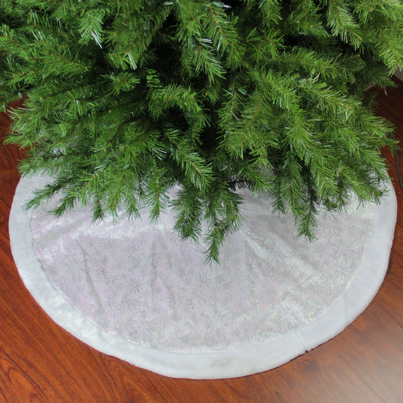 48" White Iridescent Glitter Snowflake Christmas Tree Skirt 3 48" White Iridescent Glitter Snowflake Christmas Tree Skirt