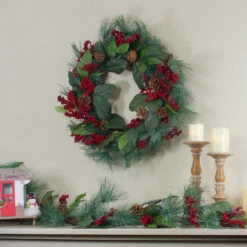 Leaves, Berry And Pine Needle Artificial Christmas Wreath - 24-Inch, Unlit -Beauty Wreaths Shop northlight vm90071 4 62091.1667569544