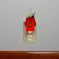 7.25" White Peanuts Snoopy And Woodstock Doghouse Christmas Bubble Night Light -Beauty Wreaths Shop roman 166734 4 70289.1667662805